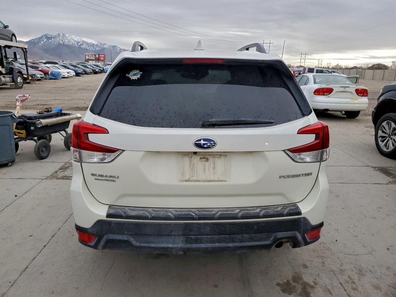 97202005 :رقم المزاد ، JF2SKAGC8KH512538 vin ، 2019 Subaru Forester مزاد بيع