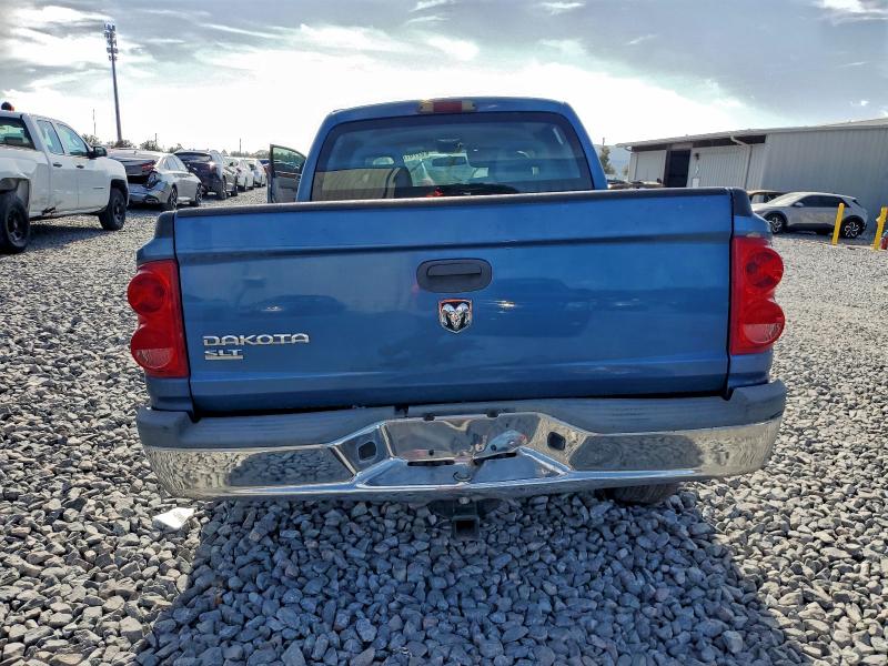 97767875 :رقم المزاد ، 1D7HE48K55S330428 vin ، 2005 Dodge Dakota مزاد بيع