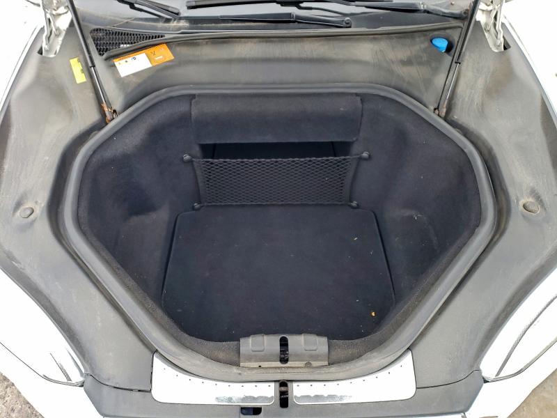 2013 Tesla Model S მანქანა იყიდება აუქციონზე, vin: 5YJSA1CN8DFP03405, აუქციონის ნომერი: 96255285