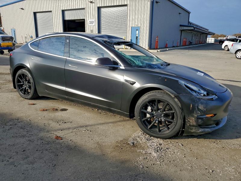 97427165 :رقم المزاد ، 5YJ3E1EB3KF385119 vin ، 2019 Tesla Model 3 مزاد بيع