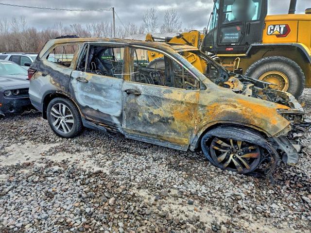 96587375 :رقم المزاد ، 5FNYF6H05HB099548 vin ، 2017 Honda Pilot مزاد بيع