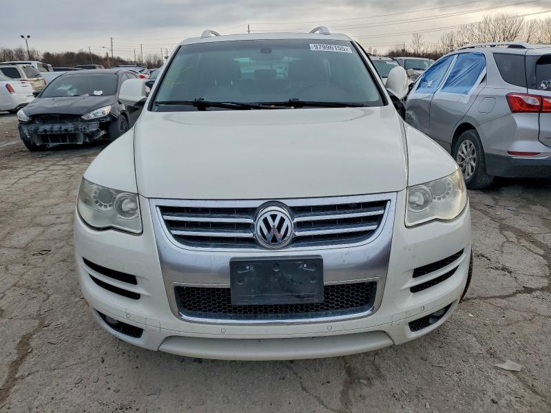Продаж на аукціоні авто 2010 Volkswagen Touareg, vin: WVGFK7A93AD002177, номер лоту: 97996155