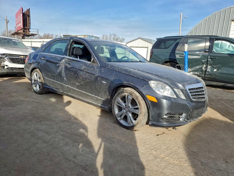 95683405 :رقم المزاد ، WDDHF8JB5CA557832 vin ، 2012 Mercedes-benz E مزاد بيع