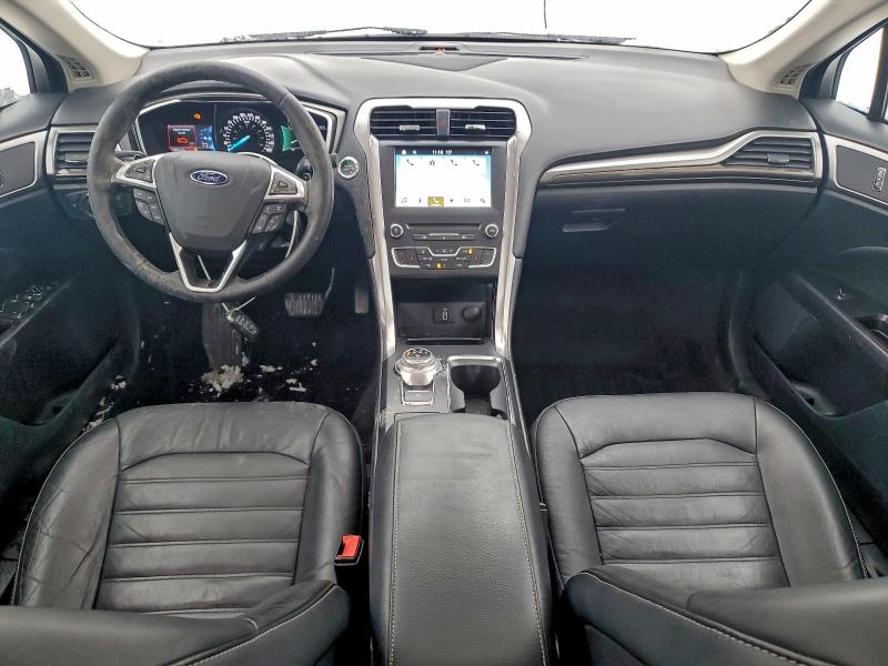 96801115 :رقم المزاد ، 3FA6P0H95HR106129 vin ، 2017 Ford Fusion مزاد بيع