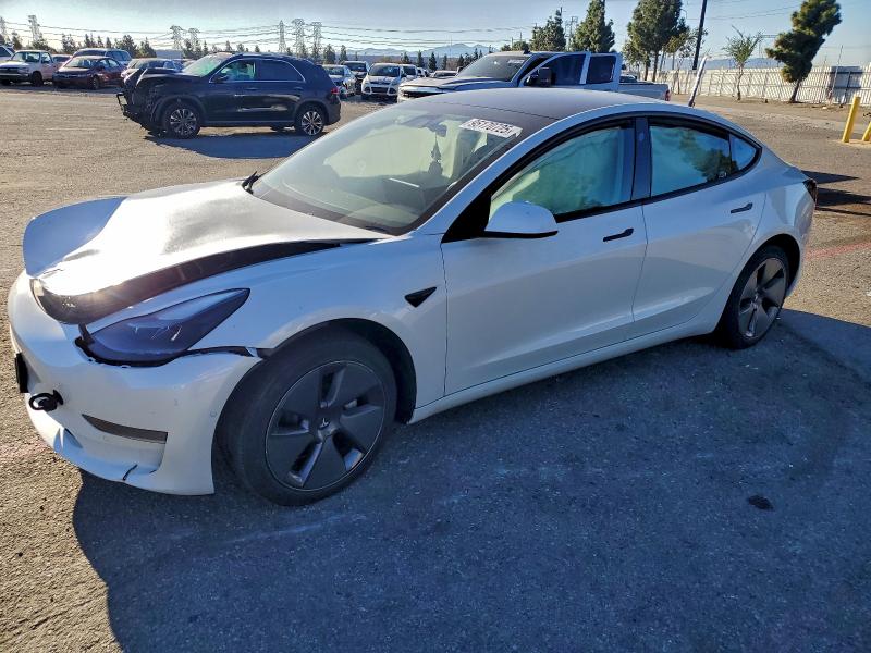 95170725 :رقم المزاد ، 5YJ3E1EA3NF115450 vin ، 2022 Tesla Model 3 مزاد بيع