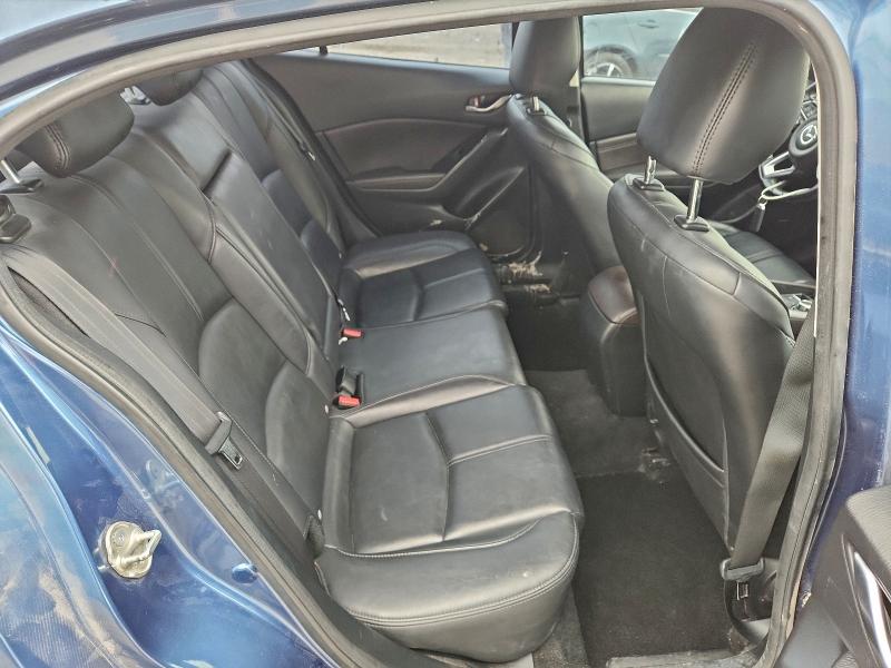 95109585 :رقم المزاد ، 3MZBN1V39JM262355 vin ، 2018 Mazda 3 مزاد بيع
