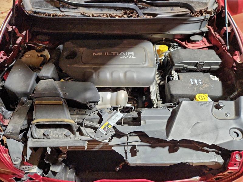 97829845 :رقم المزاد ، 1C4PJLCB5FW695236 vin ، 2015 Jeep Cherokee مزاد بيع