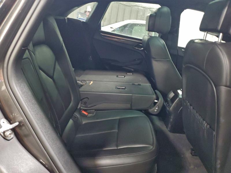 97089935 :رقم المزاد ، WP1AB2A59FLB43295 vin ، 2015 Porsche Macan مزاد بيع
