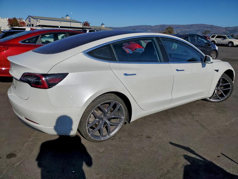 2017 Tesla Model 3 მანქანა იყიდება აუქციონზე, vin: 5YJ3E1EA9HF001537, აუქციონის ნომერი: 94578245