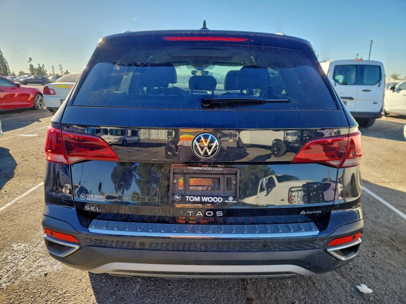 96170965 :رقم المزاد ، 3VV2X7B22NM089457 vin ، 2022 Volkswagen Taos مزاد بيع
