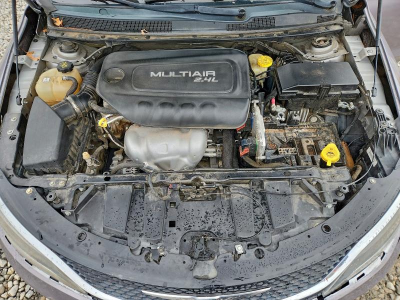 Продаж на аукціоні авто 2015 Chrysler 200, vin: 1C3CCCCB5FN544559, номер лоту: 95880245