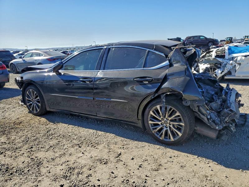 95674325 :رقم المزاد ، 58ABZ1B16KU045311 vin ، 2019 Lexus Es مزاد بيع