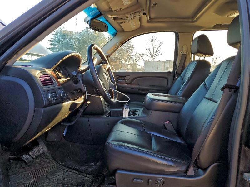 96450235 :رقم المزاد ، 3GTEK13J98G259040 vin ، 2008 Gmc Sierra K15 مزاد بيع
