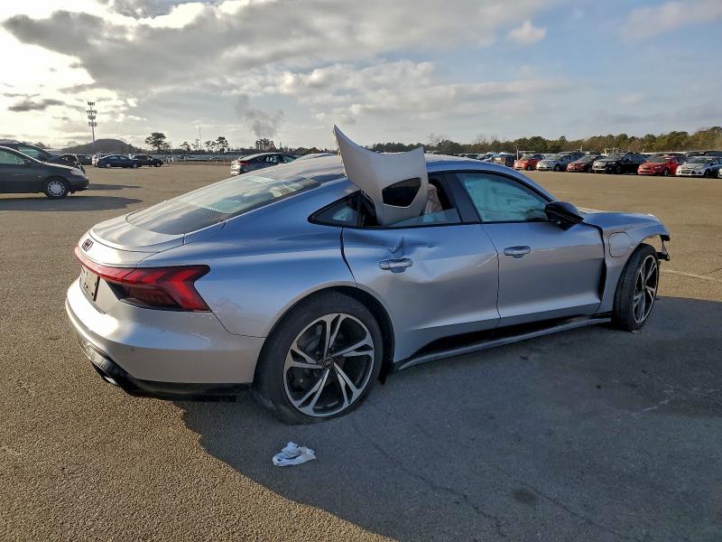 2022 Audi E-tron Gt მანქანა იყიდება აუქციონზე, vin: WAUCJBFW6N7008178, აუქციონის ნომერი: 95348855
