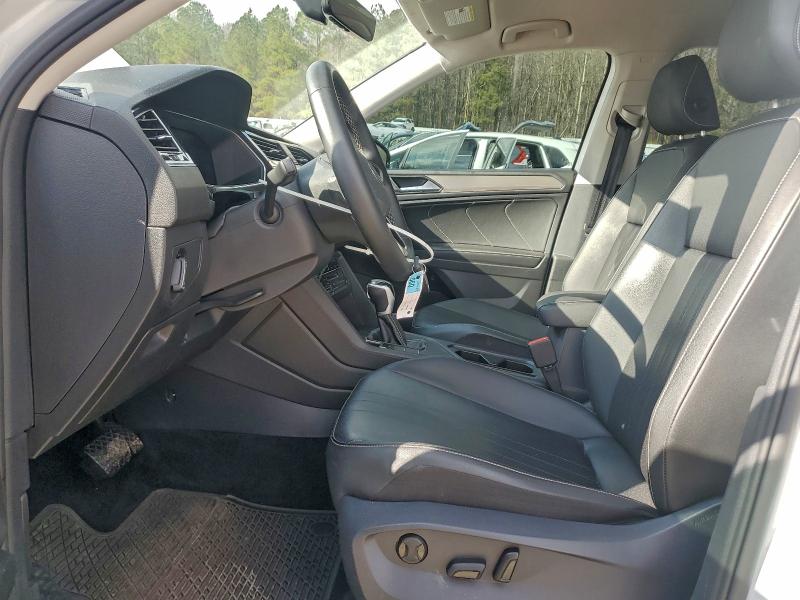 95833005 :رقم المزاد ، 3VV3B7AX7PM075489 vin ، 2023 Volkswagen Tiguan مزاد بيع