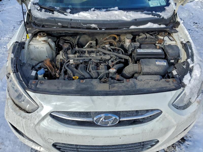 96031225 :رقم المزاد ، KMHCT4AE4FU905487 vin ، 2015 Hyundai Accent مزاد بيع