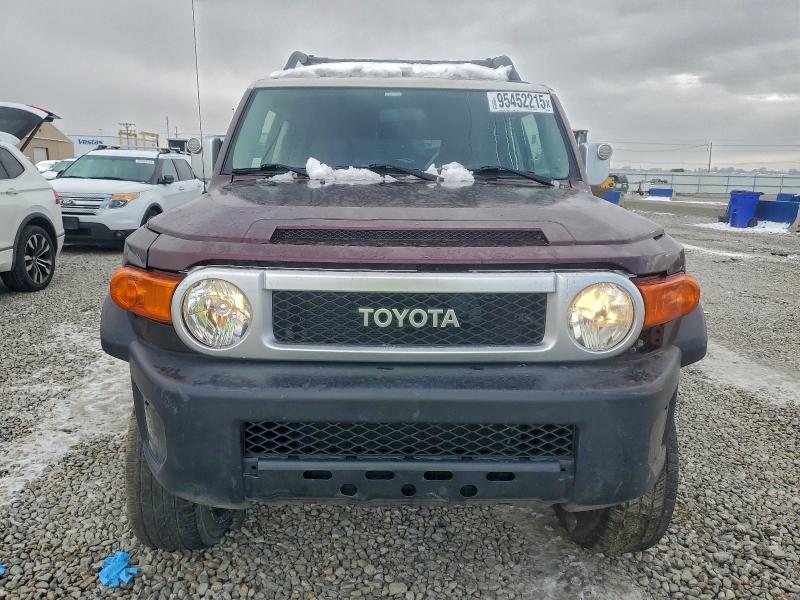 95452215 :رقم المزاد ، JTEBU11F270049180 vin ، 2007 Toyota Fj Cruiser مزاد بيع