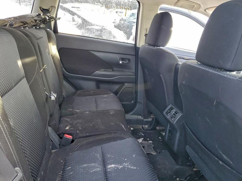 95447055 :رقم المزاد ، JA4AZ2A34LZ611609 vin ، 2020 Mitsubishi Outlander مزاد بيع