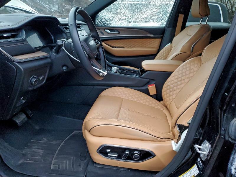 96035105 :رقم المزاد ، 1C4RJHEG3N8572181 vin ، 2022 Jeep Grand Cher مزاد بيع