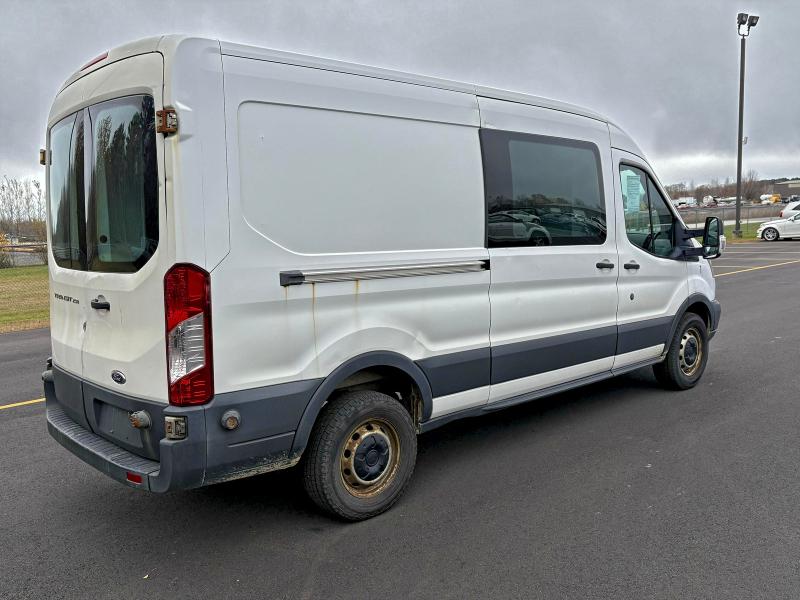 96725345 :رقم المزاد ، 1FTNR2CM3FKA00707 vin ، 2015 Ford Transit T- مزاد بيع