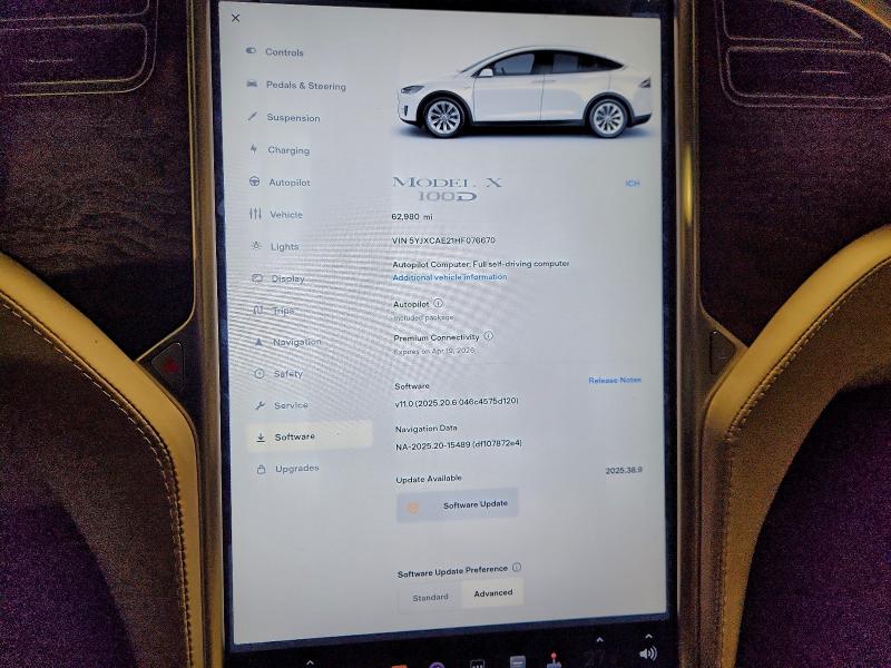 Продажа на аукционе авто 2017 Tesla Model X, vin: 5YJXCAE21HF076670, номер лота: 95141895