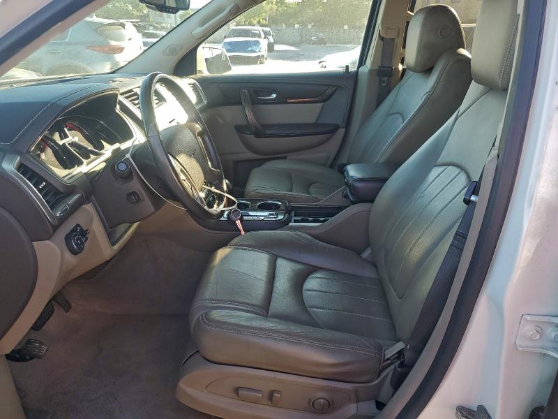 98033585 :رقم المزاد ، 1GKKRTKD3FJ101881 vin ، 2015 Gmc Acadia Den مزاد بيع