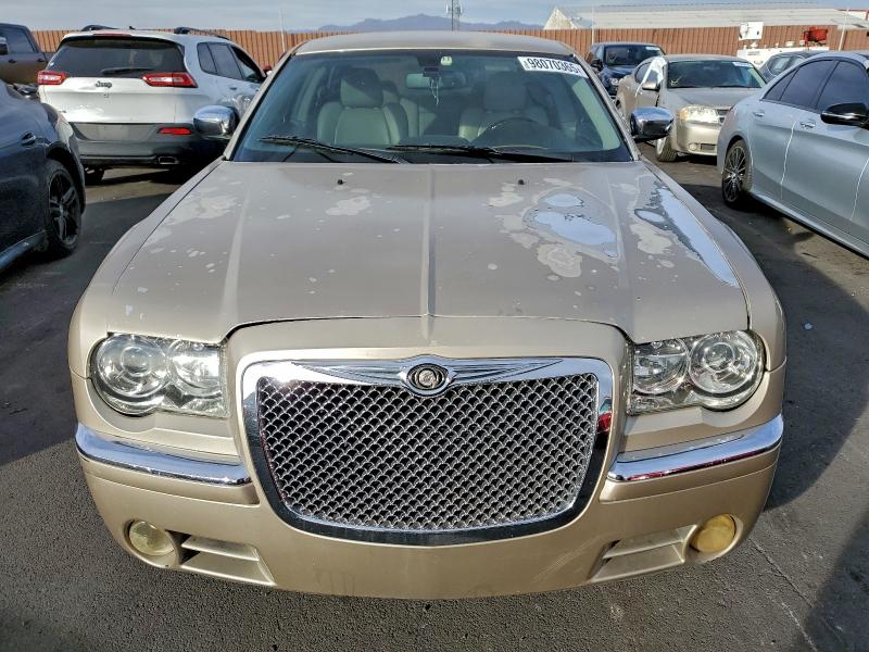 Продажа на аукционе авто 2006 Chrysler 300c, vin: 2C3LK63H66H339981, номер лота: 98070365
