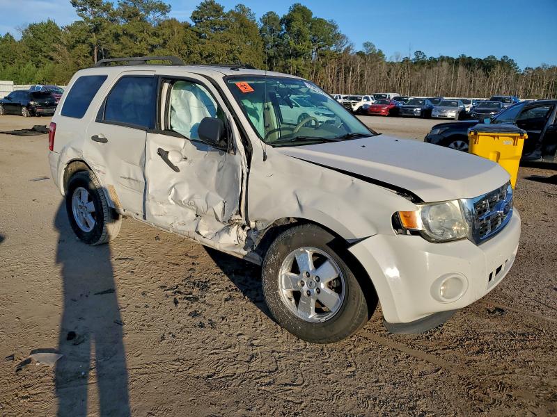 95830285 :رقم المزاد ، 1FMCU0D70BKC48485 vin ، 2011 Ford Escape مزاد بيع
