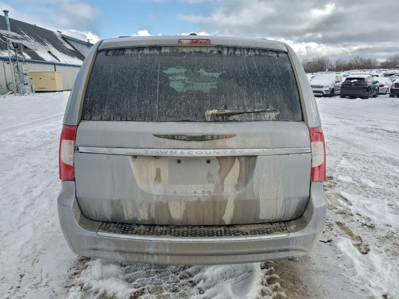 2015 Chrysler Town & Country მანქანა იყიდება აუქციონზე, vin: 2C4RC1BG2FR601780, აუქციონის ნომერი: 94054015
