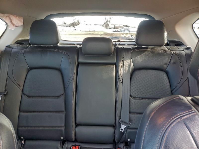 96565885 :رقم المزاد ، JM3KFBDM6N0606076 vin ، 2022 Mazda Cx-5 مزاد بيع