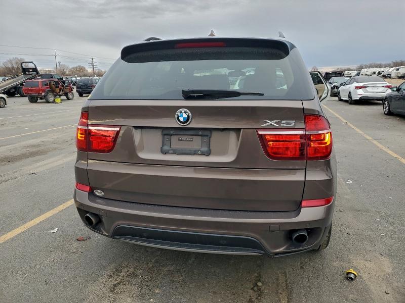 96222655 :رقم المزاد ، 5UXZV4C54BL409819 vin ، 2011 Bmw X5 Xdrive3 مزاد بيع