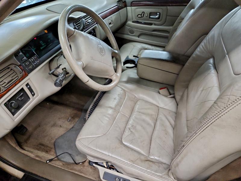 96511155 :رقم المزاد ، 1G6KD54Y8WU797712 vin ، 1998 Cadillac Deville مزاد بيع