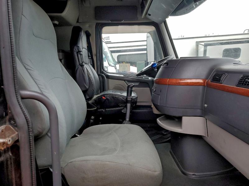 2006 Volvo Vn Vnl მანქანა იყიდება აუქციონზე, vin: 4V4NC9GH66N442911, აუქციონის ნომერი: 98238415