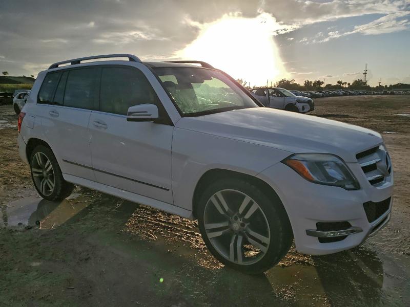 94739245 :رقم المزاد ، WDCGG5HB6FG415718 vin ، 2015 Mercedes-benz Glk مزاد بيع