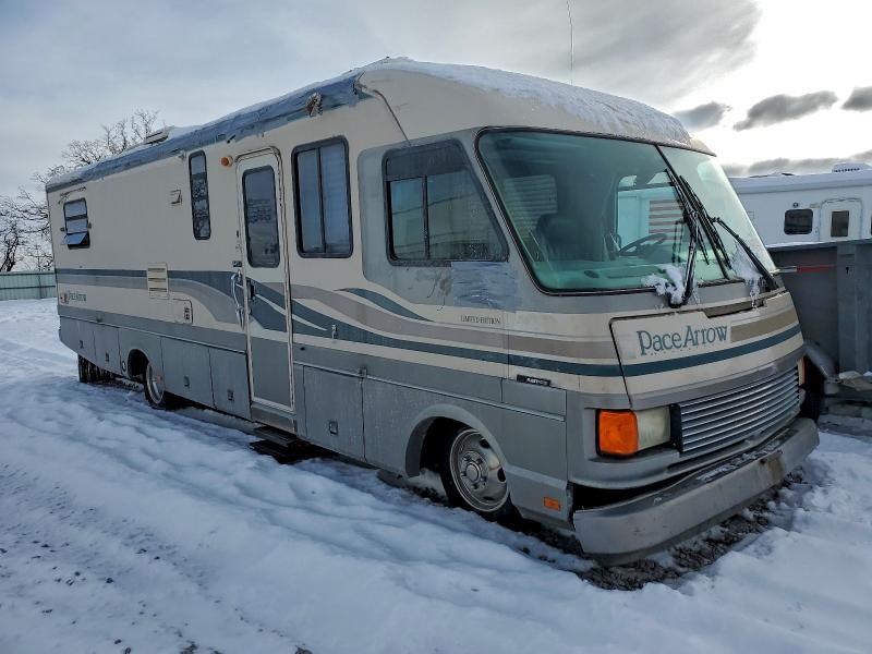 Продажа на аукционе авто 2000 Other Fleetwood, vin: 1GBKP37N7R3307463, номер лота: 77207965