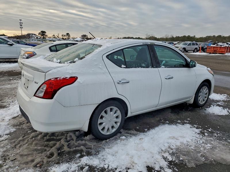 2017 Niss Versa მანქანა იყიდება აუქციონზე, vin: 3N1CN7AP2HL830984, აუქციონის ნომერი: 97260265