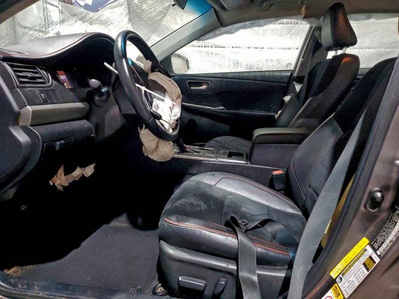 97236825 :رقم المزاد ، 4T1BF1FK8FU952618 vin ، 2015 Toyota Camry مزاد بيع