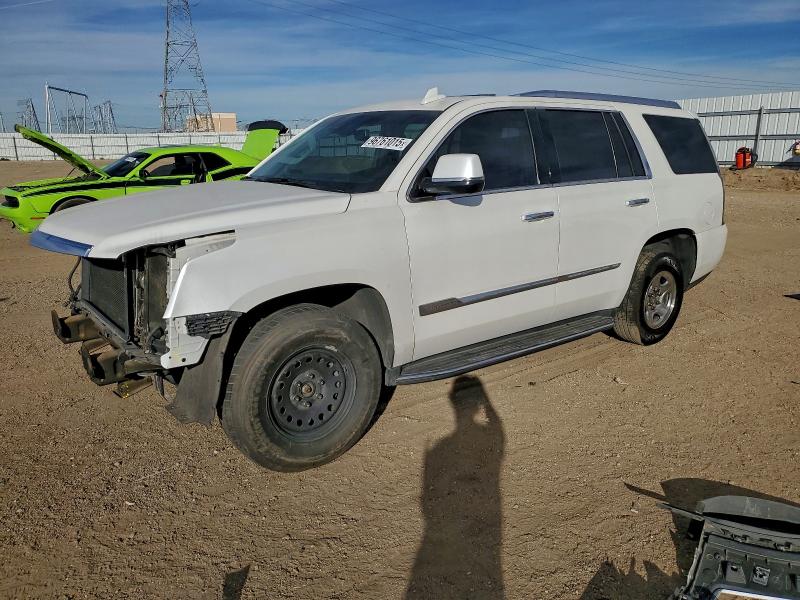 96761015 :رقم المزاد ، 1GYS4BKJ8HR402705 vin ، 2017 Cadillac Escalade L مزاد بيع