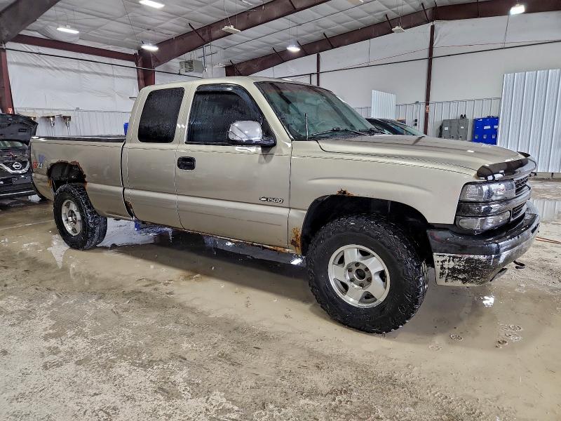 97768225 :رقم المزاد ، 2GCEK19T921330150 vin ، 2002 Chevrolet Silverado مزاد بيع