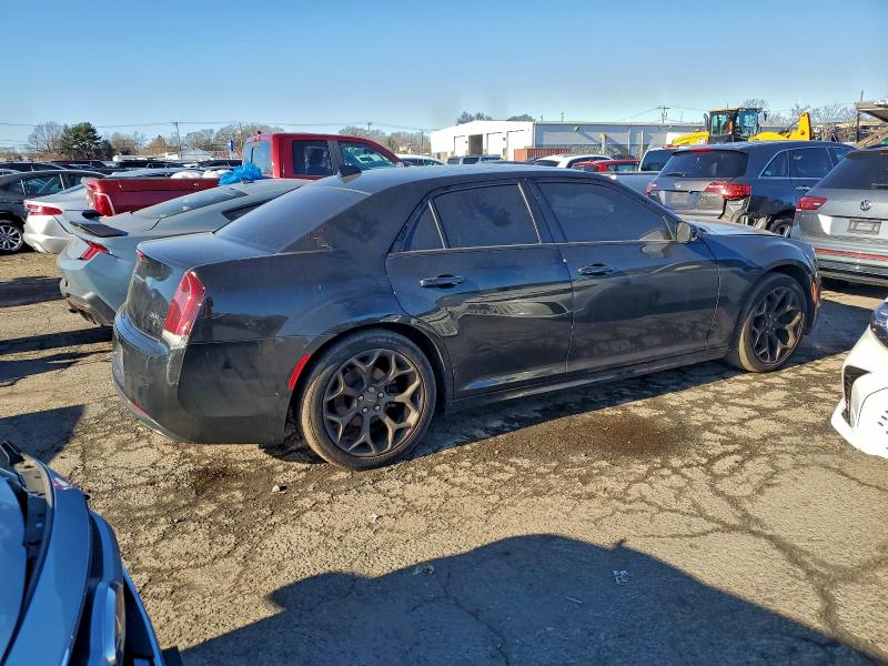 95094395 :رقم المزاد ، 2C3CCABG4GH310912 vin ، 2016 Chrysler 300 مزاد بيع