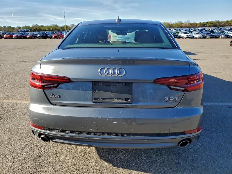 Продаж на аукціоні авто 2018 Audi A4, vin: WAUDNAF49JA124893, номер лоту: 93915575