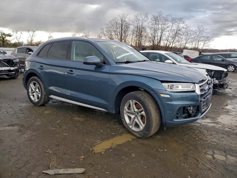 Продажа на аукционе авто 2018 Audi Q5, vin: WA1ANAFY3J2152735, номер лота: 97508395