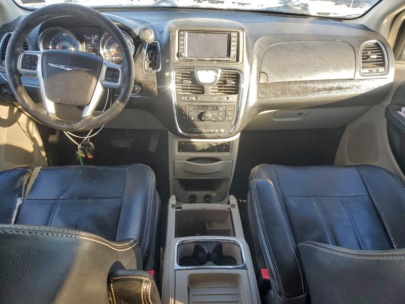 2013 Chrysler Town & Country მანქანა იყიდება აუქციონზე, vin: 2C4RC1CGXDR621982, აუქციონის ნომერი: 95330365