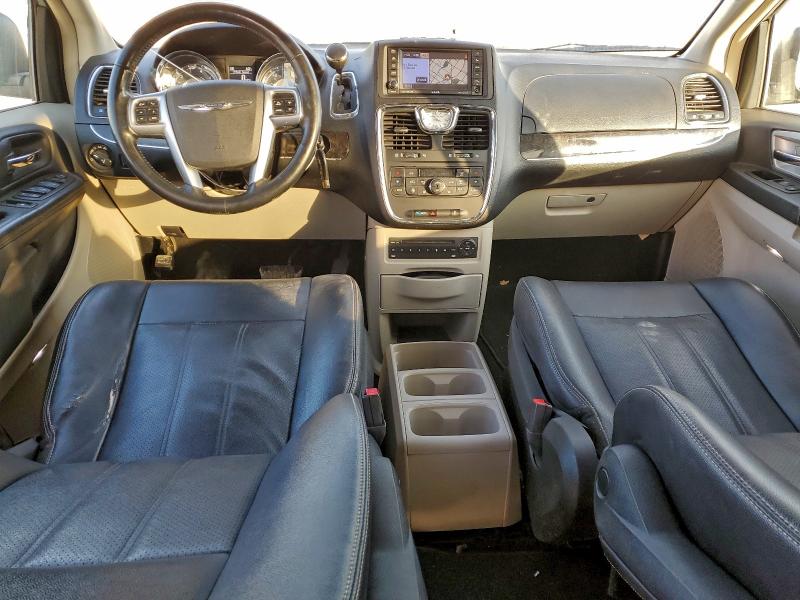 96441435 :رقم المزاد ، 2C4RC1CG4CR394965 vin ، 2012 Chrysler Town & Country مزاد بيع