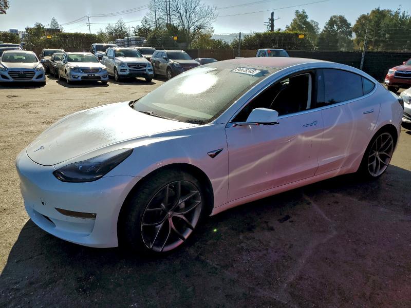 94578245 :رقم المزاد ، 5YJ3E1EA9HF001537 vin ، 2017 Tesla Model 3 مزاد بيع
