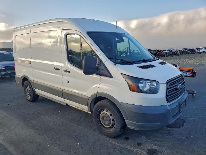 46403776 :رقم المزاد ، 1FTYE1CM0JKA79393 vin ، 2018 Ford Transit مزاد بيع
