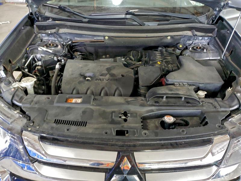 2018 Mitsubishi Outlander მანქანა იყიდება აუქციონზე, vin: JA4AD3A37JZ015962, აუქციონის ნომერი: 97182955