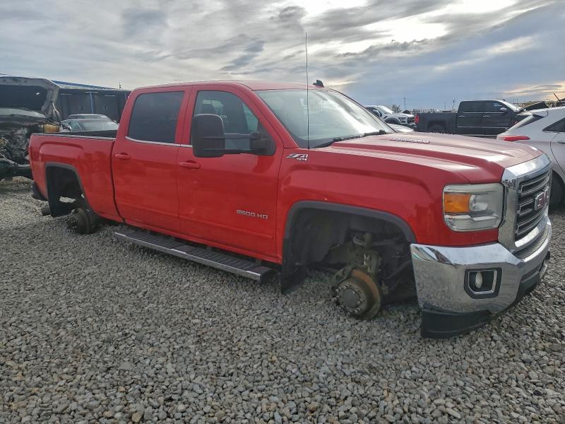 92746635 :رقم المزاد ، 1GT12YE85FF181582 vin ، 2015 Gmc Sierra مزاد بيع
