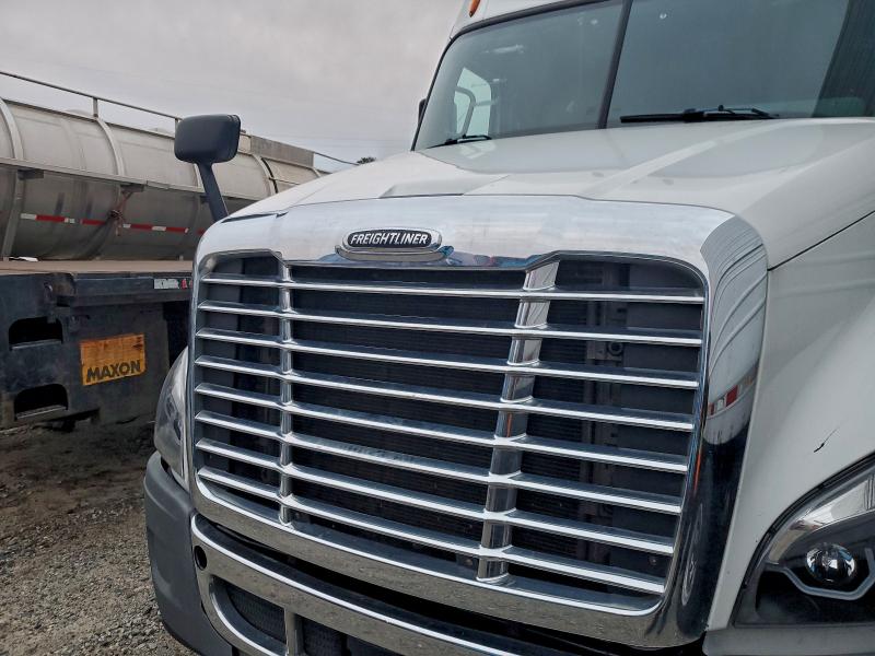 Aukcja sprzedaży 2018 Freightliner Cascadia 1, vin: 3AKJGLDR7JSJH1217, numer aukcji: 95519865