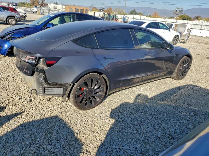 Продажа на аукционе авто 2022 Tesla Model 3, vin: 5YJ3E1EC7NF363833, номер лота: 95941895